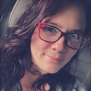 Meet your Posher, Tabitha